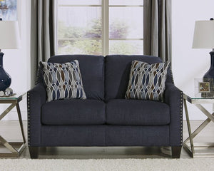 Creeal Heights Benchcraft Loveseat image