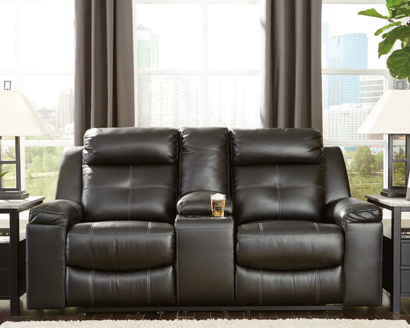 Kempten Signature Design by Ashley Loveseat image
