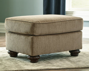 Briaroaks Benchcraft Ottoman image