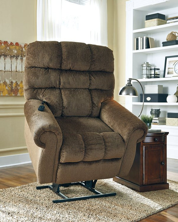 Ernestine Signature Design by Ashley Recliner image