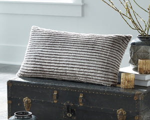 Metea Signature Design by Ashley Pillow Set of 4 image