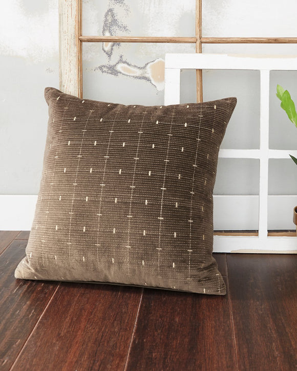 Quimby Signature Design by Ashley Pillow Set of 4 image