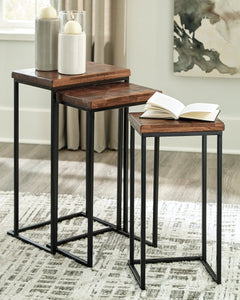 Cainthorne Signature Design by Ashley Table image
