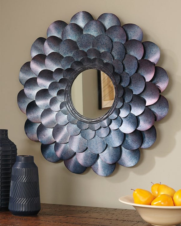 Deunoro Signature Design by Ashley Mirror image