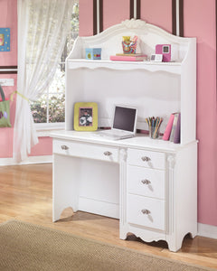 Exquisite Signature Design by Ashley Desk and Hutch image