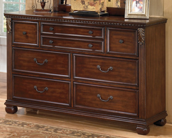 Leahlyn Signature Design by Ashley Dresser image