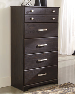 Reylow Signature Design by Ashley Chest image