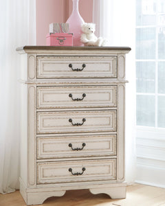 Realyn Signature Design by Ashley Chest image