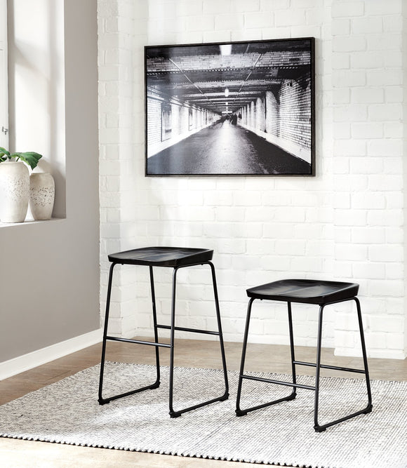 Showdell Signature Design by Ashley Tall Barstool 2CN image
