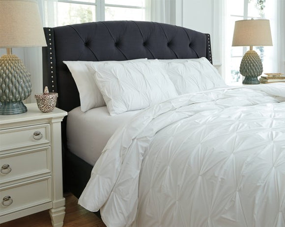 Rimy Signature Design by Ashley Comforter Set King image