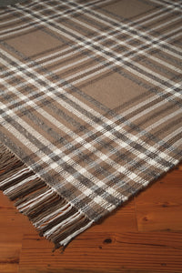 Hardy Signature Design by Ashley Rug Medium image