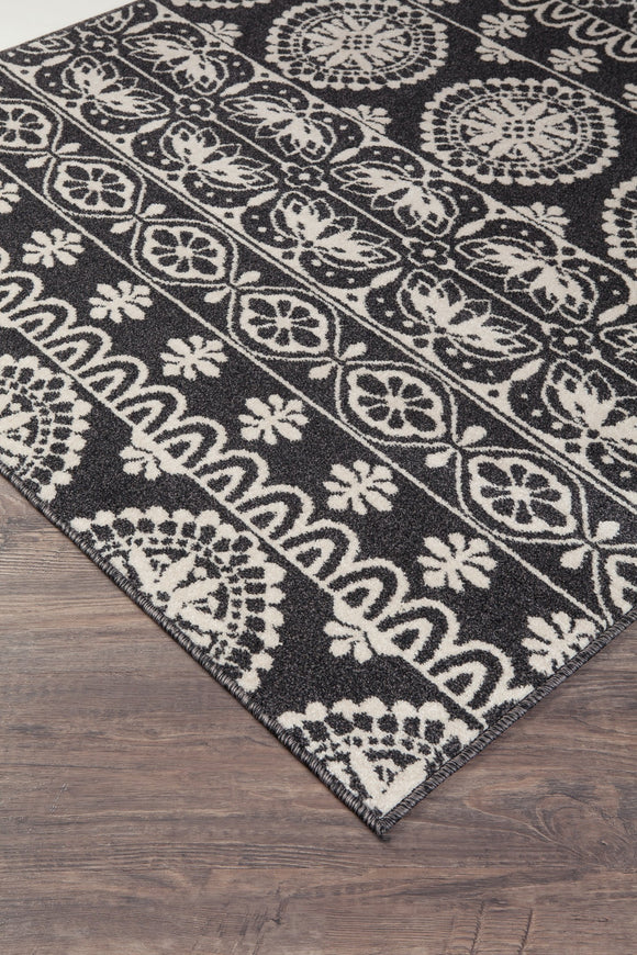 Jicarilla Signature Design by Ashley Rug Large image