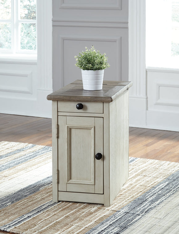 Bolanburg Signature Design by Ashley End Table Chair Side image